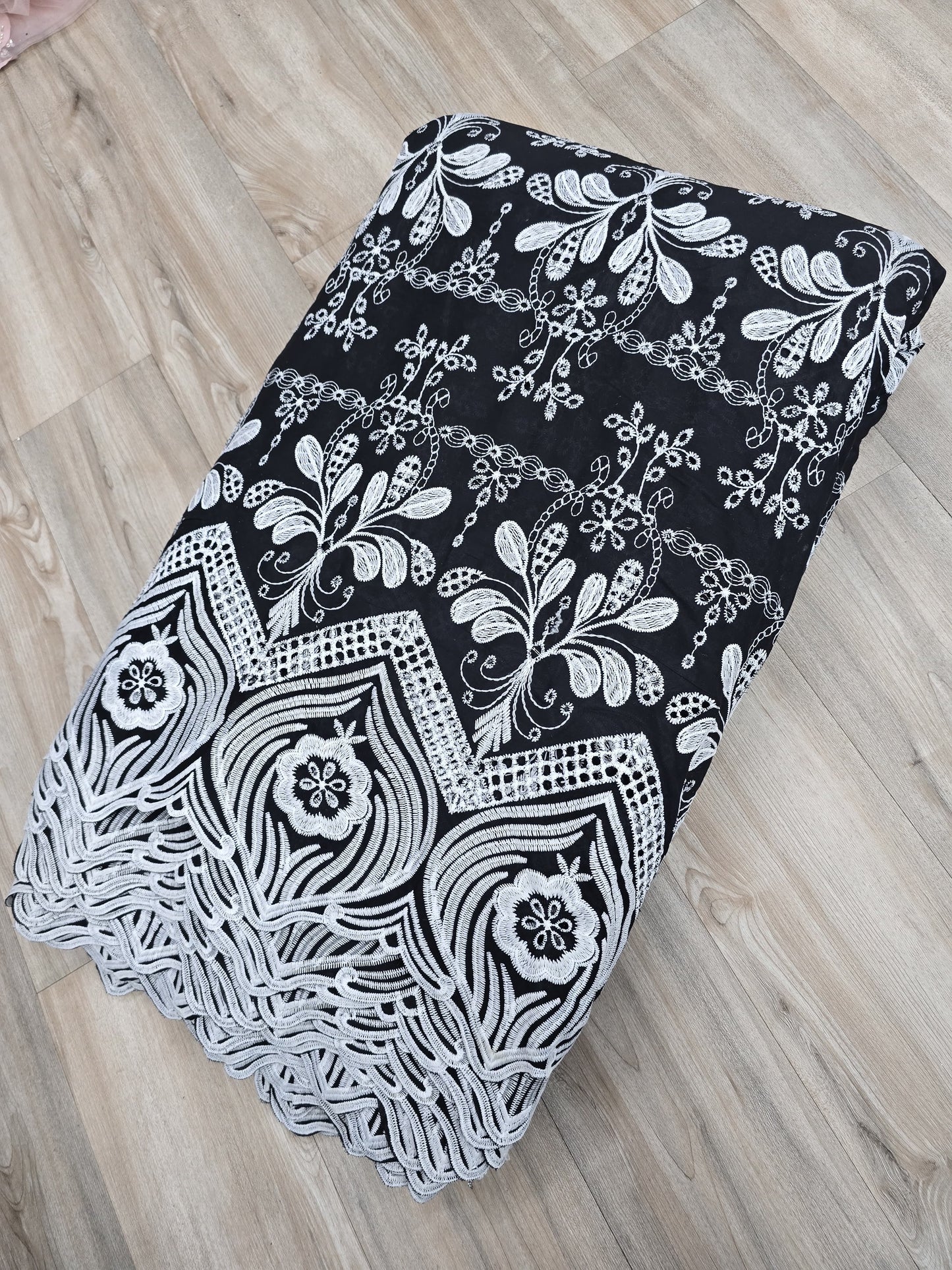 Embroidered Hakoba Cotton